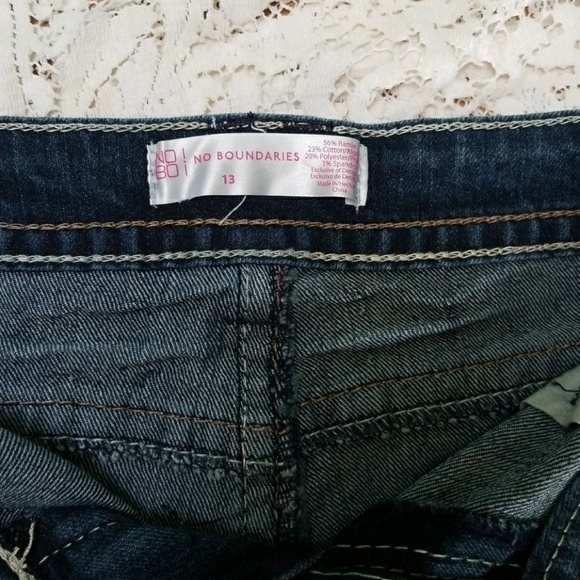 Jean shorts - Picture 3 of 3